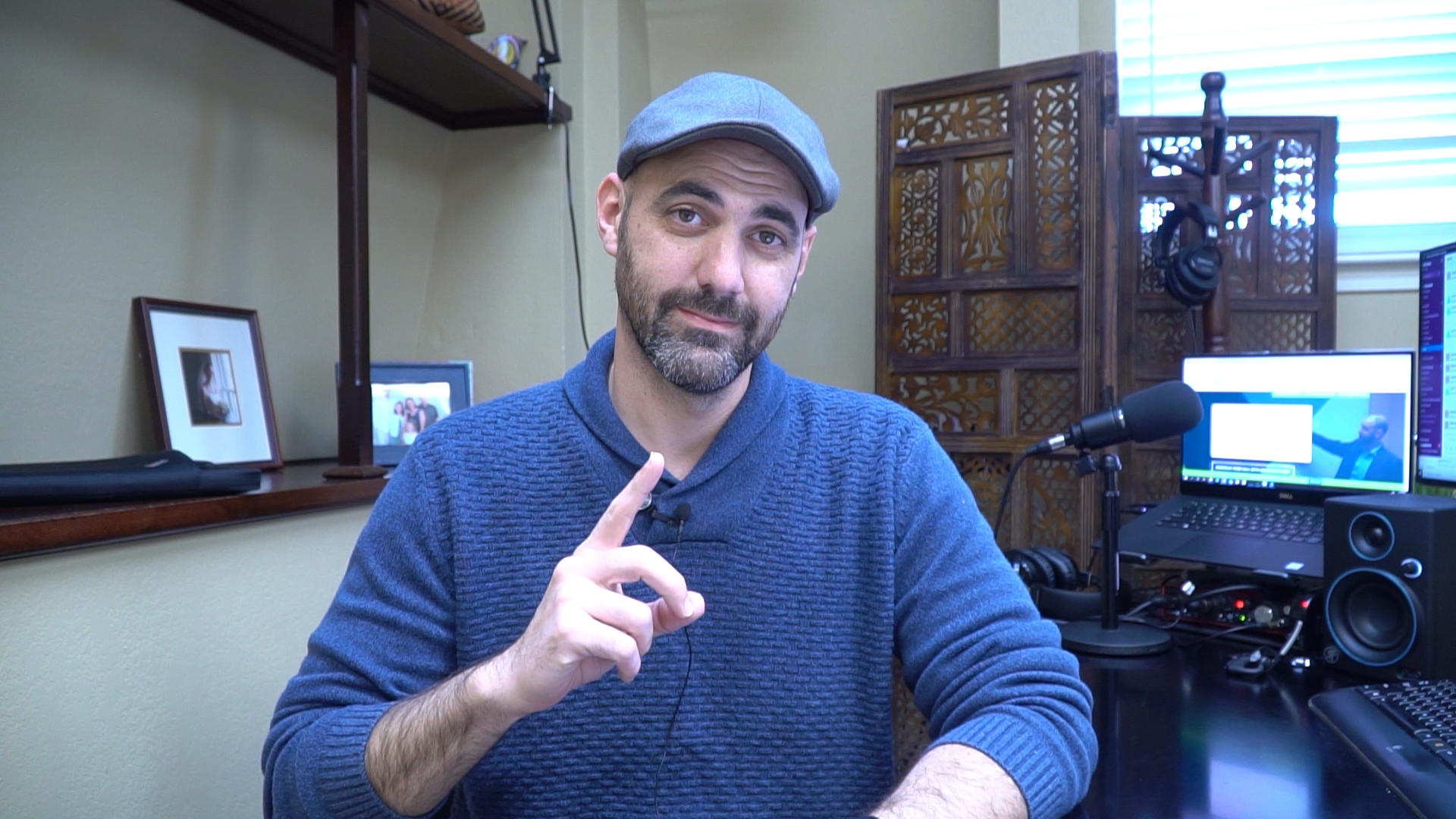 #1 factor of much future money.00_06_56_15.Still001